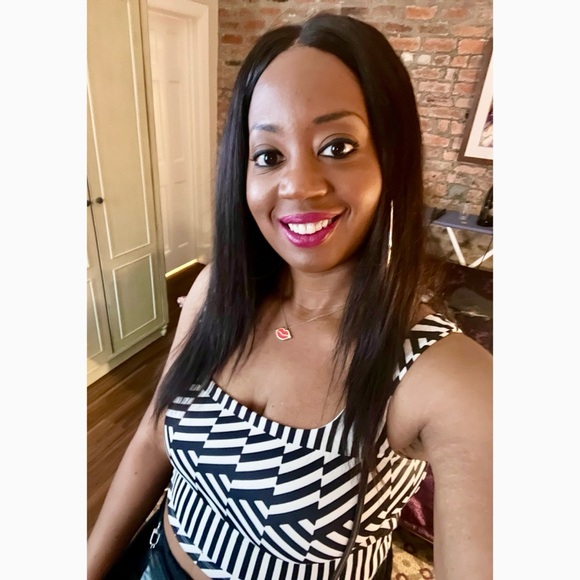 Meet your Posher, Danyele - Picture 3 of 4